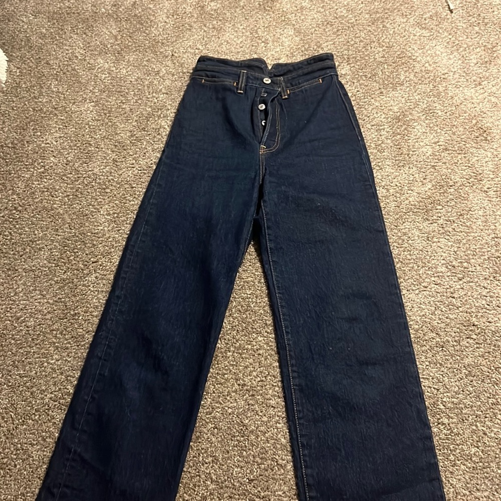 Extremely high rise Levi’s